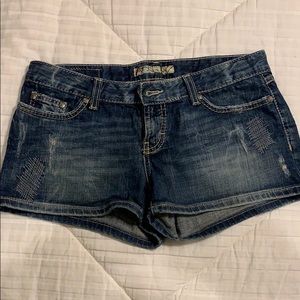 Women’s BKE Stella blue jean shorts